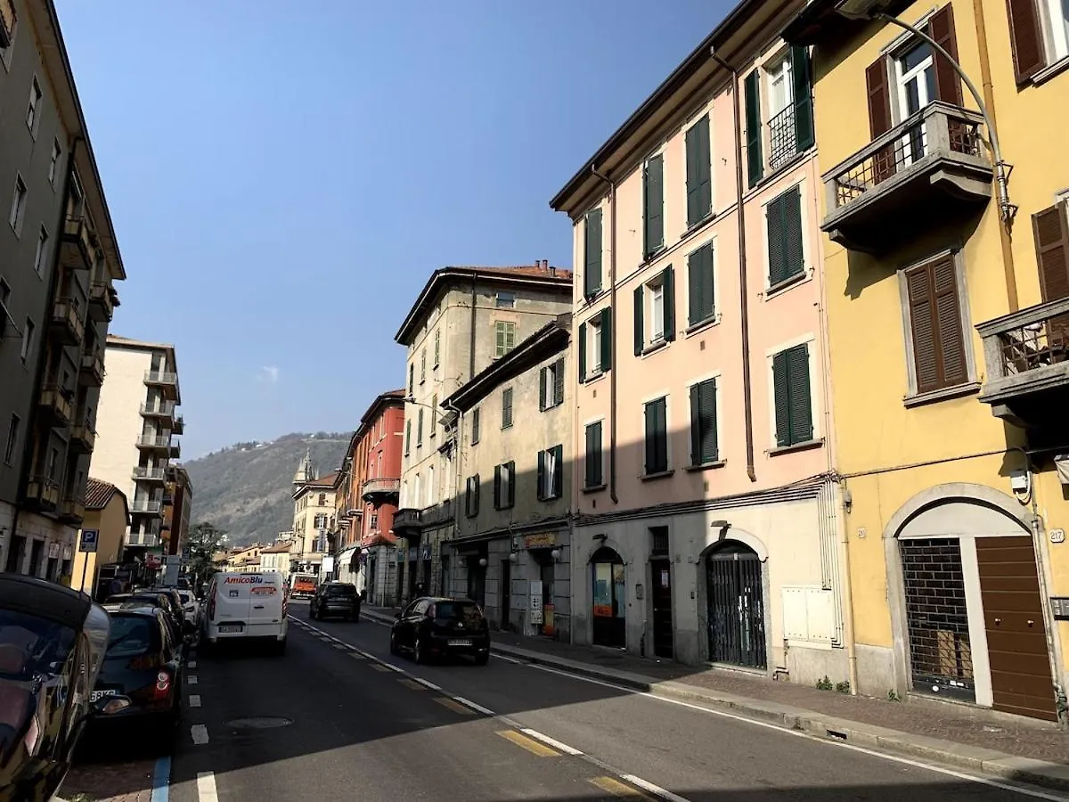 The Cozy Nest Apartment Como