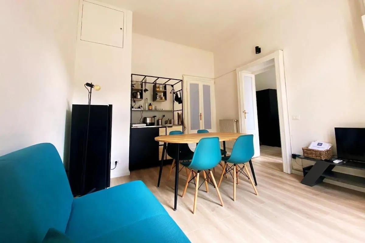 The Cozy Nest Apartment Como
